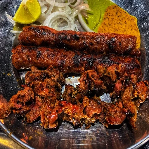 Dilshad-laziz-kabab-zakaria-street-food-kolkata-3