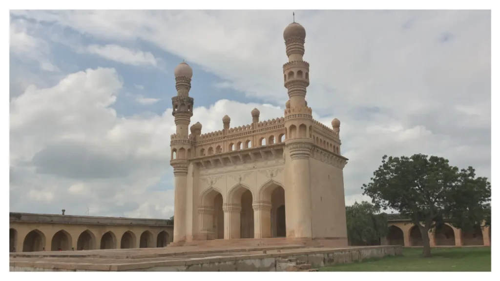 10 Best Weekend Getaways from Hyderabad-Kurnool-Fort