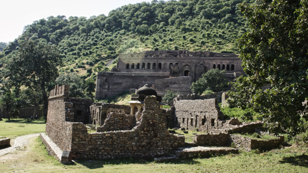 Haunted-Places-In-Rajasthan-Bhangarh-Fort