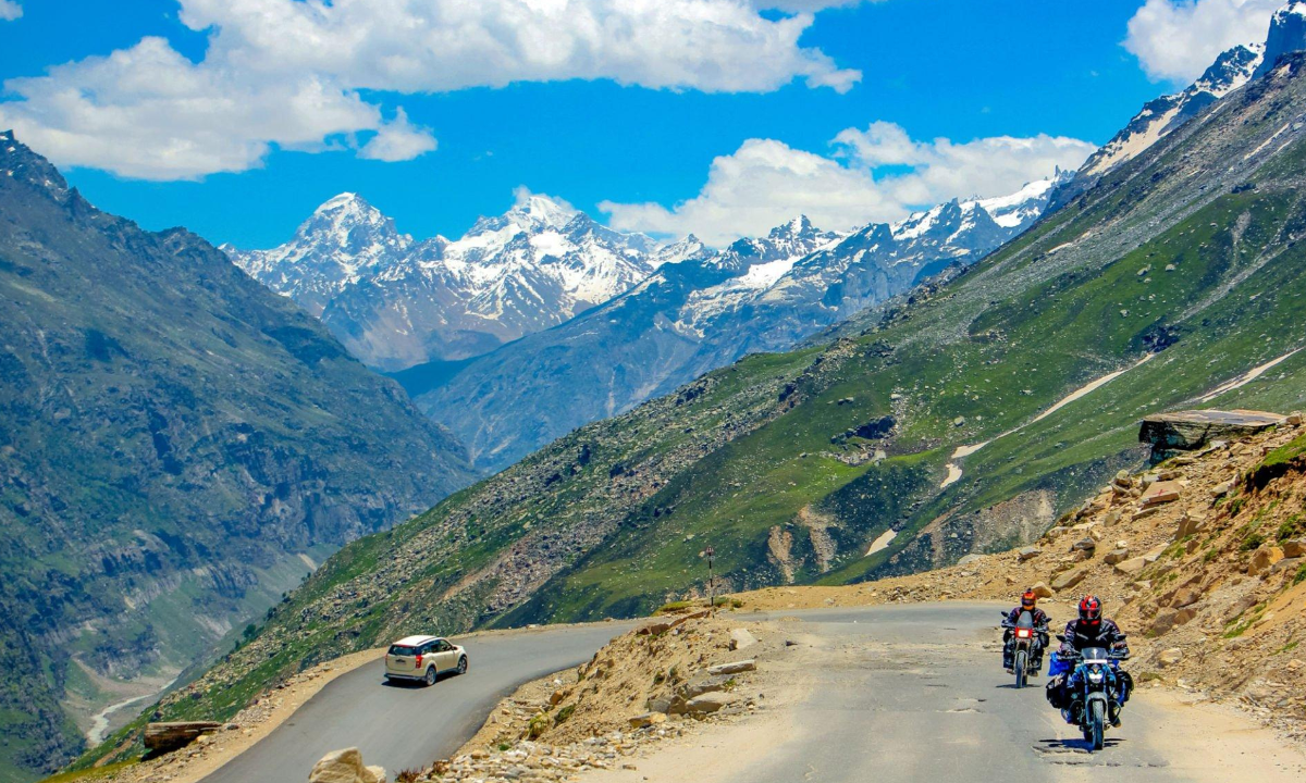 Biking through the Spiti Valley An Epic High-Altitude Adventure in Himachal Pradesh (5)